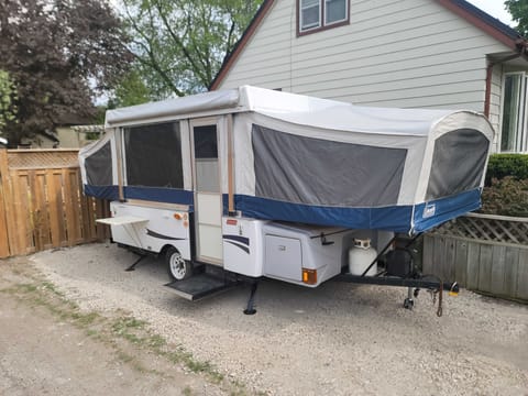 2010 Coleman Cheyenne Tráiler remolcable in Sarnia