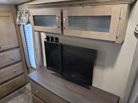 2019 Keystone RV Sprinter Limited Towable trailer in Red Bluff