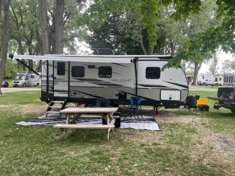 2022 Cruiser Twilight 2100 Luxury Camper Towable trailer in Kannapolis