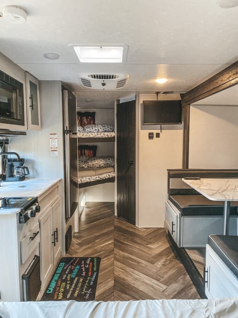 Brand New, Clean, Family Friendly 2022 Travel Trailer Towable trailer in Wayne