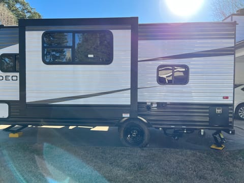 FAMILY ADVENTURE Towable trailer in Buford