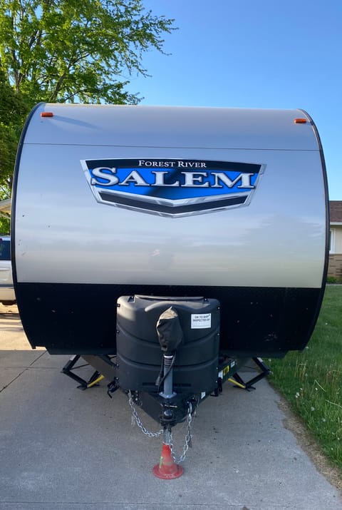 2021 Forest River Salem - LIKE NEW Towable trailer in Canton