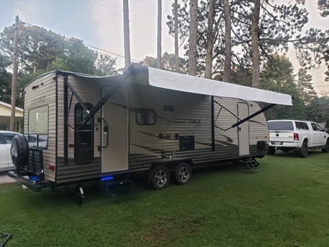 2016 Forest River Cherokee Grey Wolf Mr. Roosevelt Towable trailer in Pine Mountain