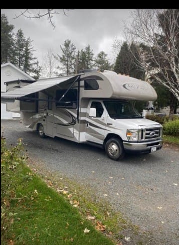 2014 Thor Motor Coach Four Winds Drivable vehicle in Saguenay