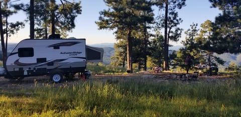 2018 Starcraft Autumn Ridge Extreme Towable trailer in Buckeye