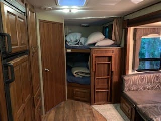 2014 Keystone RV Cougar travel trailer Ziehbarer Anhänger in Lake Country