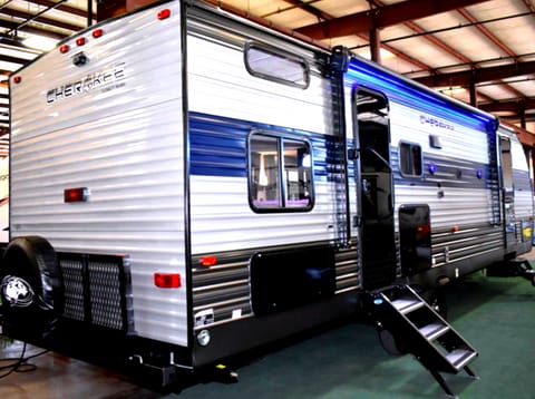2022 The Luxurious Getaway Towable trailer in Casa De Oro-Mount