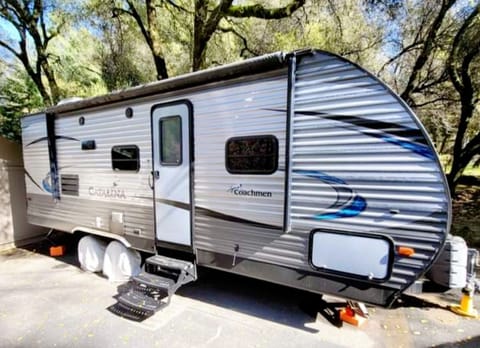 2018 Forest River Coachmen Catalina SBX (Triple Bunk) Towable trailer in El Dorado Hills