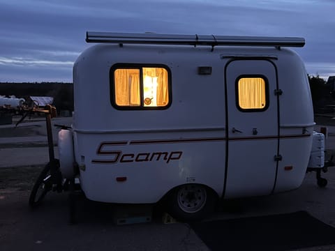 2007 Scamp Scamp Trailer - Immaculate You pull, or we park it. Remorque tractable in Wilson
