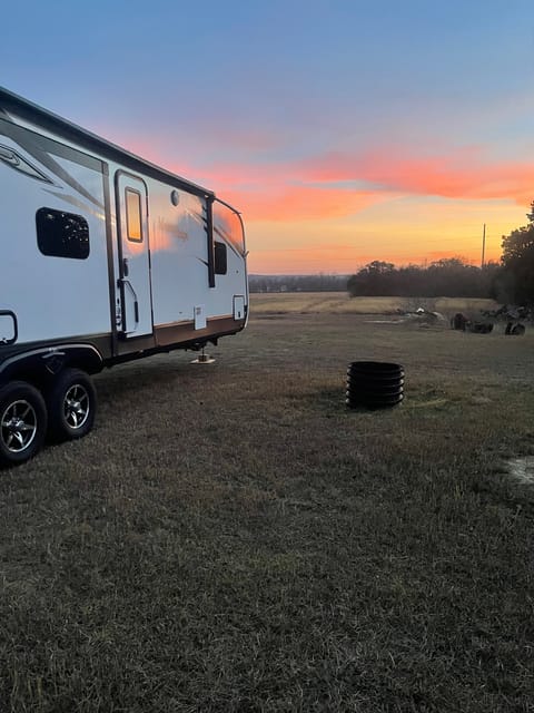 Southern Getaway Towable trailer in Harker Heights