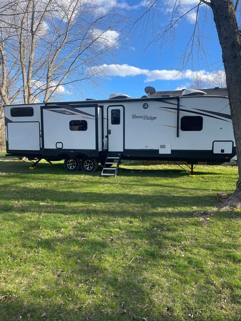 Southern Getaway Towable trailer in Harker Heights