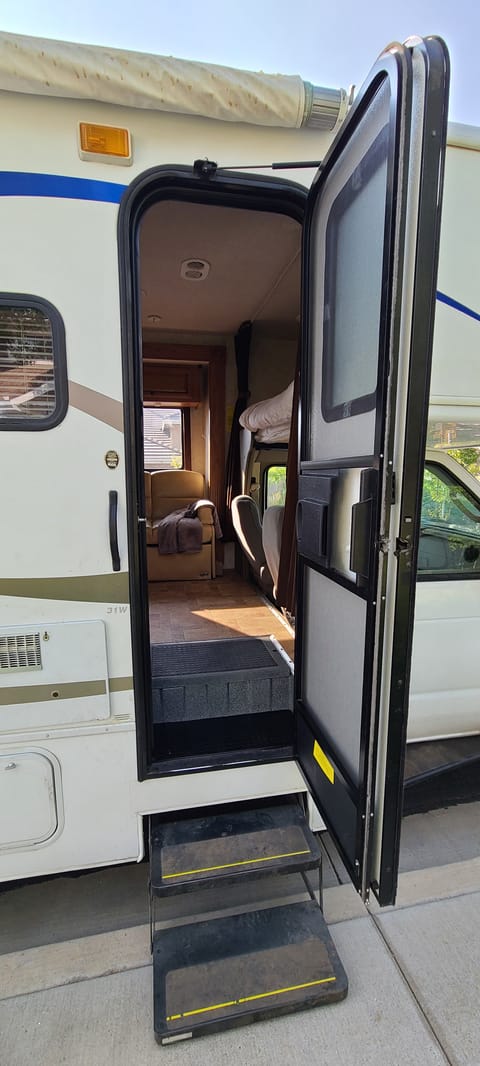 Fully loaded 2011 Jamboree Motorhome Véhicule routier in Sparks