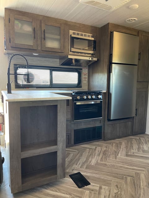 2022 Forest River Wildwood Towable trailer in Marana