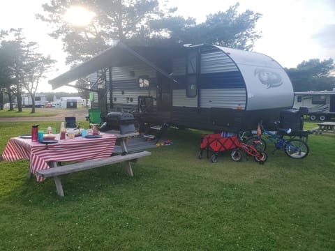 All set up in the middle of our trip. Just waiting for the burgers to cook!