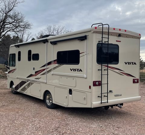 Tour the wonderful Badlands and Black Hills of South Dakota in your own RV! Drivable vehicle in Spearfish