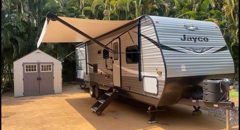 Getaway Ready, Lovely home on wheels!! Tráiler remolcable in Bay Lake