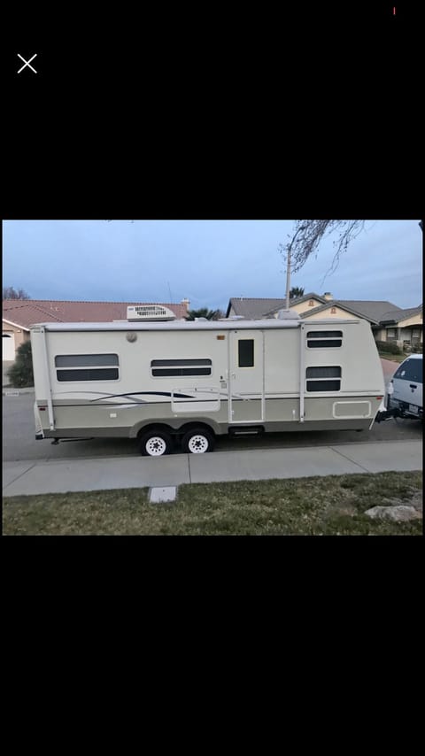 2005 Keystone RV Outback Towable trailer in Apple Valley