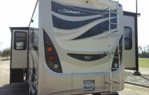 2011 Southwind Southwind Motorhome Drivable vehicle in Aiken