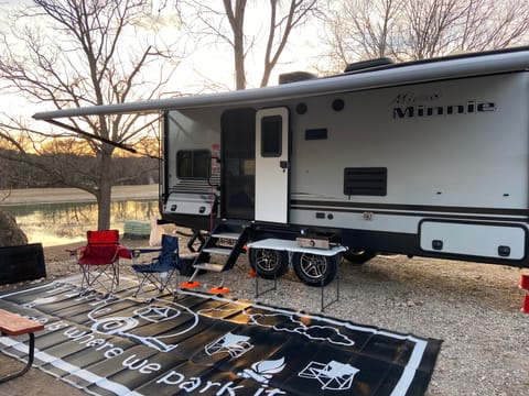 2020 Winnebago 5th Wheel Towable trailer in Kerrville