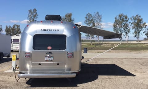 Airstream 28 Safari Special edition -  Glumping Style Rimorchio trainabile in Corona