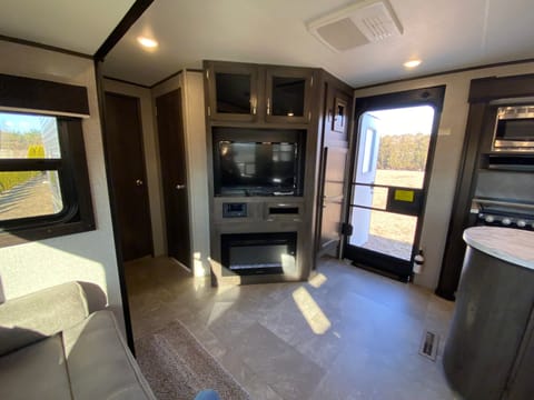 40' 2 BEDROOM BUNKHOUSE CAMPER YOU TOW IT OR WE DELIVER AND SET UP Ziehbarer Anhänger in Kissimmee