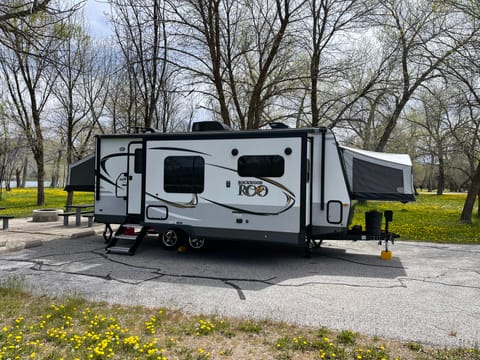 2019 Forest River RV Rockwood Roo 23FL Towable trailer in Layton