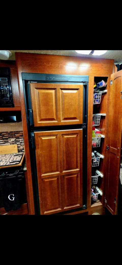 2008 Fleetwood Terra 34N LX2 Drivable vehicle in Yucaipa