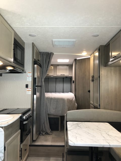 ***Low Mileage*** 2022 Coachmen "The Brazos" Drivable vehicle in Garland