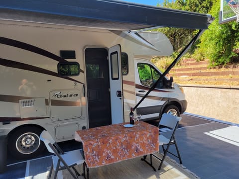 2018 Coachman Leprechaun For Delivery Only Drivable vehicle in Agoura Hills