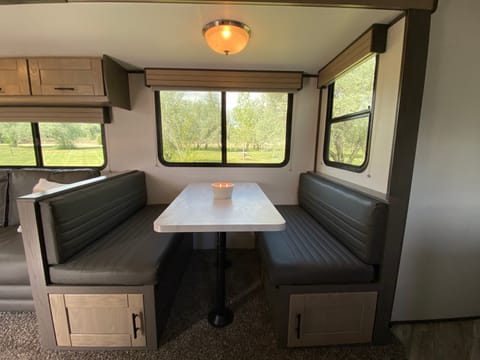 2021 Shadow Cruiser RV M-277BHS Towable trailer in American Fork