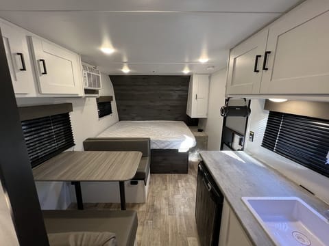 2022 Keystone Hideout w/bunks Towable trailer in Winthrop