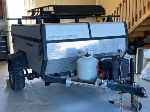 Get Out There! This 2006 Fleetwood Element Pop Up Is Ready to Go! Towable trailer in Tetonia