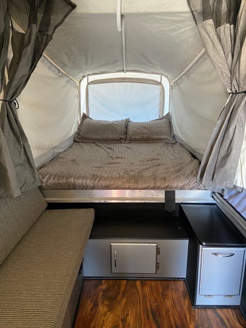 Get Out There! This 2006 Fleetwood Element Pop Up Is Ready to Go! Rimorchio trainabile in Tetonia