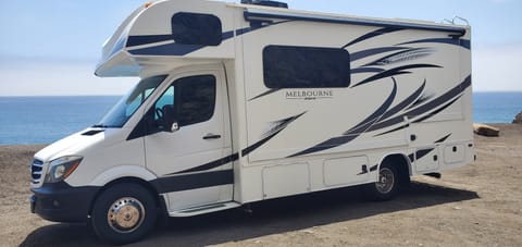 CALIFORNIA DREAM'N with Adeline Drivable vehicle in Camarillo