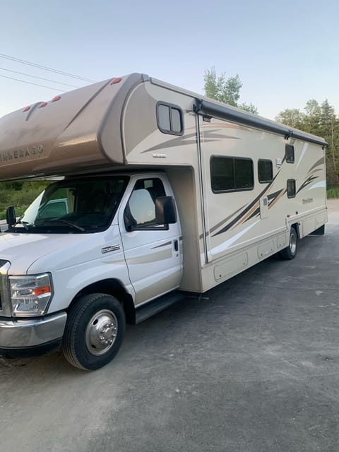 2018, like new.  Under 12,000 miles.  Lots of storage and room.