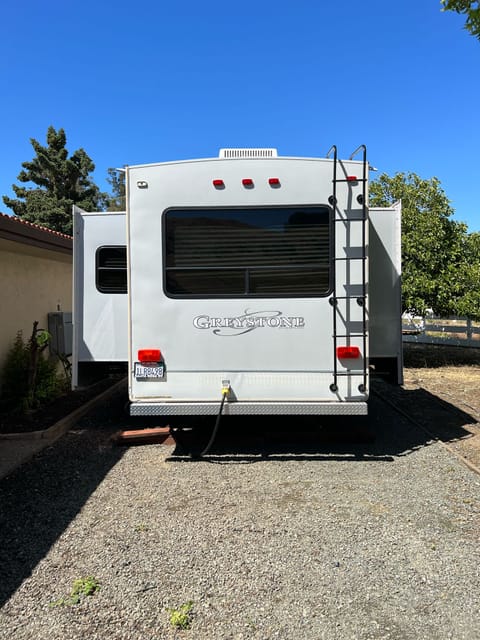 heartland Greystone fifth wheel travel trailer (delivery/pickup included) Towable trailer in Vallejo
