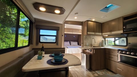 Luxury Camping Comes to You! Towable trailer in Vista