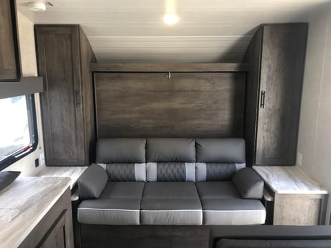 2021 Forest River Wildwood X-Lite Towable trailer in Lancaster