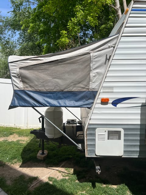 2005 Thor Wanderer Lite hybrid Towable trailer in West Valley City