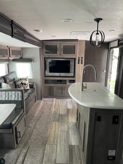 4-Season GLAM Camping w/ Bunk Room, 3 Slide-outs & Outdoor Kitchen Towable trailer in Centennial