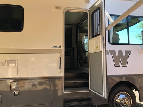 2016 Winnebago Brave Drivable vehicle in Everett