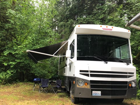 2016 Winnebago Brave Drivable vehicle in Everett