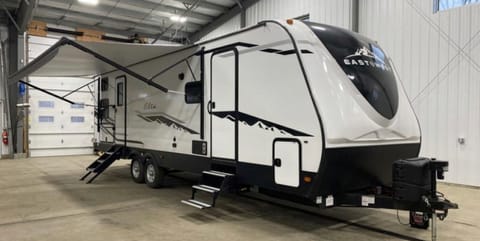 2022 EAST TO WEST ALTA 2800KBH Towable trailer in Lincoln