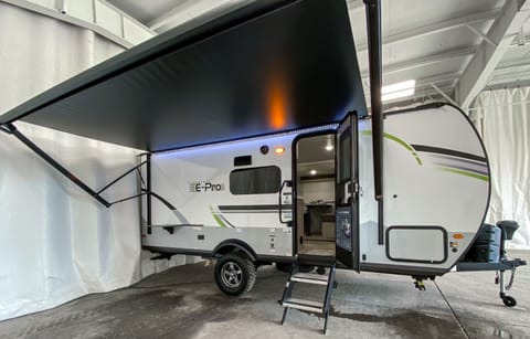 2022 Brand New E-Pro 20BHS Lightweight Travel Trailer w/Unlimited Miles Remorque tractable in Wasaga Beach