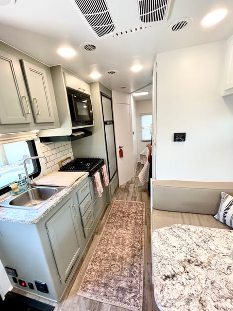 Beautifully remodeled motorhome 2019 Jayco Redhawk Drivable vehicle in Queen Creek