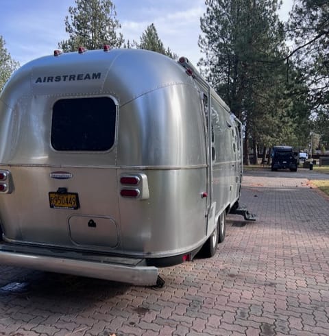 2014 Airstream International Towable trailer in Redmond