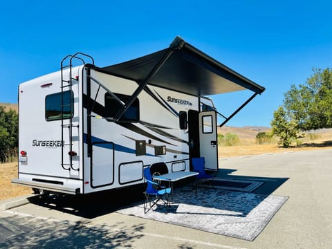 2022 NEW Forest River RV Sunseeker 2150SLE Class C Drivable vehicle in Chino