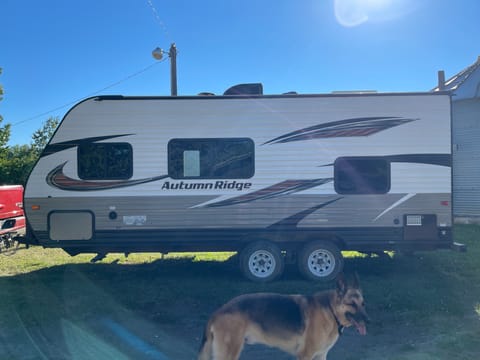 2018 Starcraft Autumn Ridge Outfitter Towable trailer in Fort Saskatchewan