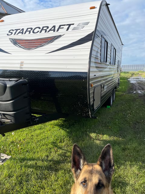 2018 Starcraft Autumn Ridge Outfitter Ziehbarer Anhänger in Fort Saskatchewan