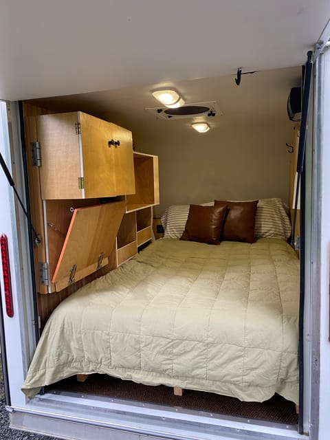 'Boondock' - 2021 Customized Squaredrop Camper Towable trailer in Wellington